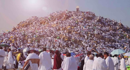 صورة لمشاركة المدونة فضل دعاء يوم عرفة والعتق فيه عام، ولا يختص بالحاج